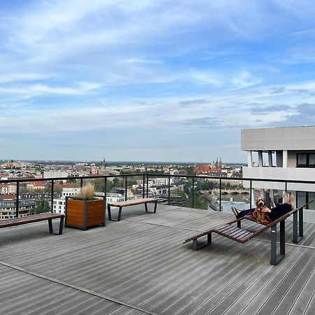 Family House By The River Odra -Panoramic Terrace - 3Room Apartment With 2 Separate Bedrooms And 2 Balconies By Wroapart-Pl- Perfect For Family & Business Stays Wroclaw Dış mekan fotoğraf