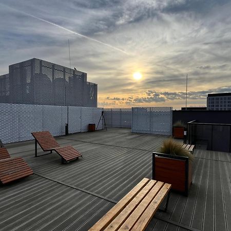 Family House By The River Odra -Panoramic Terrace - 3Room Apartment With 2 Separate Bedrooms And 2 Balconies By Wroapart-Pl- Perfect For Family & Business Stays Wroclaw Dış mekan fotoğraf