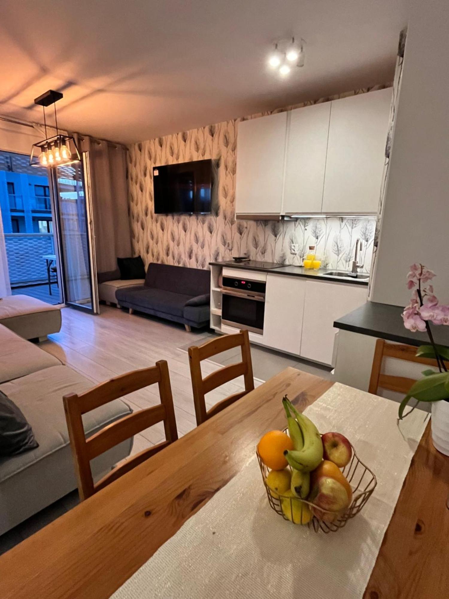 Family House By The River Odra -Panoramic Terrace - 3Room Apartment With 2 Separate Bedrooms And 2 Balconies By Wroapart-Pl- Perfect For Family & Business Stays Wroclaw Dış mekan fotoğraf