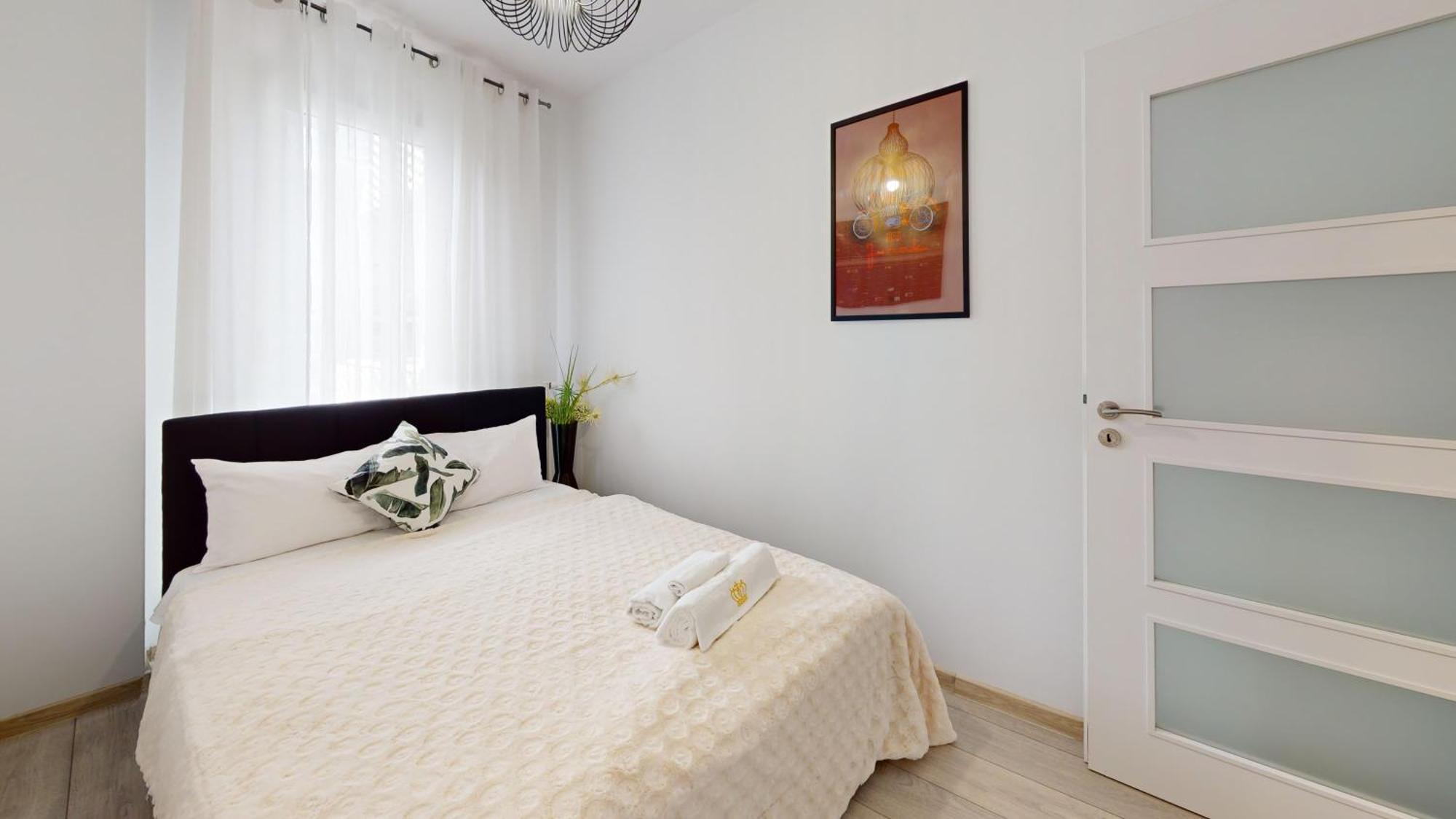 Family House By The River Odra -Panoramic Terrace - 3Room Apartment With 2 Separate Bedrooms And 2 Balconies By Wroapart-Pl- Perfect For Family & Business Stays Wroclaw Dış mekan fotoğraf