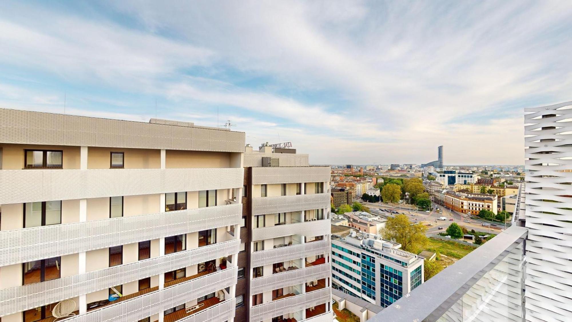 Family House By The River Odra -Panoramic Terrace - 3Room Apartment With 2 Separate Bedrooms And 2 Balconies By Wroapart-Pl- Perfect For Family & Business Stays Wroclaw Dış mekan fotoğraf