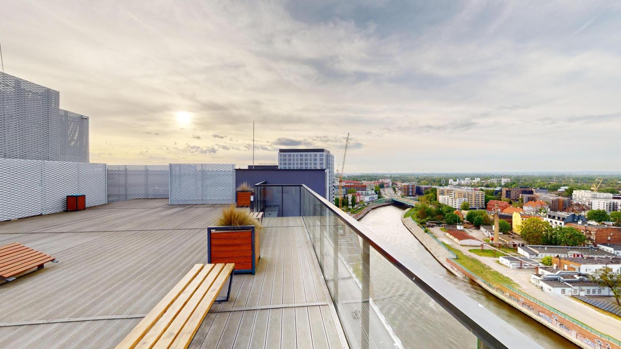 Family House By The River Odra -Panoramic Terrace - 3Room Apartment With 2 Separate Bedrooms And 2 Balconies By Wroapart-Pl- Perfect For Family & Business Stays Wroclaw Dış mekan fotoğraf