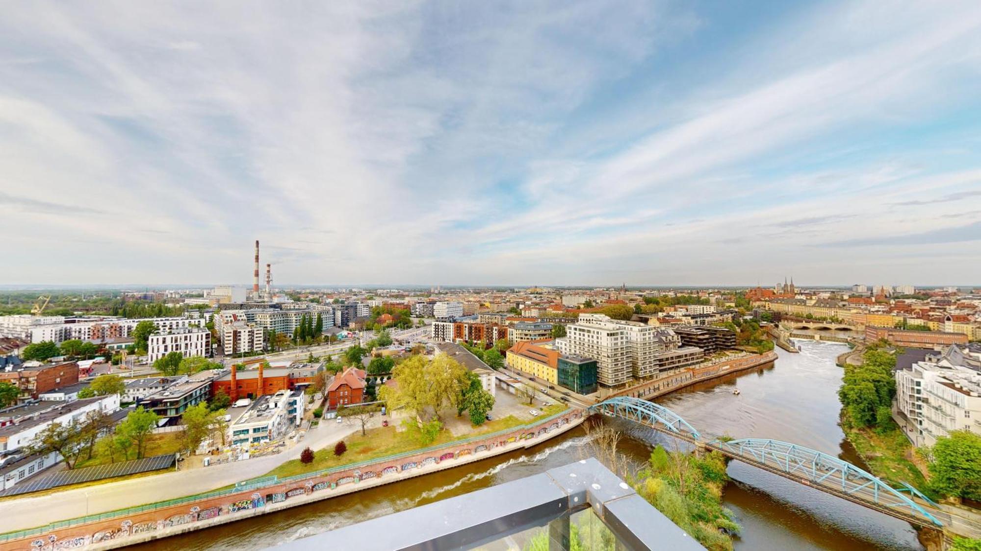 Family House By The River Odra -Panoramic Terrace - 3Room Apartment With 2 Separate Bedrooms And 2 Balconies By Wroapart-Pl- Perfect For Family & Business Stays Wroclaw Dış mekan fotoğraf